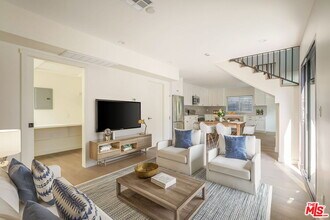 535 Beloit Ave in Los Angeles, CA - Building Photo - Building Photo