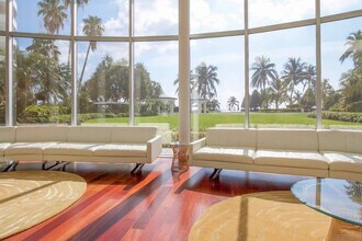 5151 Collins Ave, Unit SI ID1227341P in Miami Beach, FL - Building Photo - Building Photo