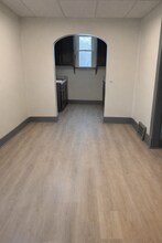 7610 Rosewood Ave in Garfield Heights, OH - Building Photo - Building Photo