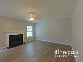3802 Rosebud Park Dr in Snellville, GA - Building Photo - Building Photo