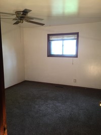 Oakridge Apartments in Rockford, IL - Building Photo - Interior Photo