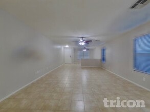 15456 W Desert Mirage Dr in Surprise, AZ - Foto de edificio - Building Photo