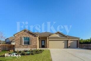 6141 Treadle in Canyon Lake, TX - Building Photo