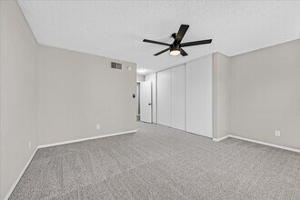 3849 Boca Chica Ave in Las Vegas, NV - Building Photo - Building Photo