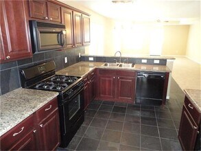 418 Dockside Terrace in Katy, TX - Foto de edificio - Building Photo