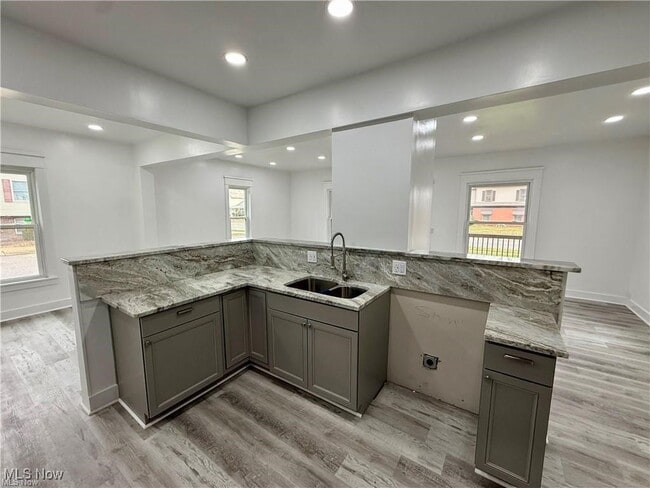 338 N Wooster Ave in Strasburg, OH - Building Photo - Building Photo