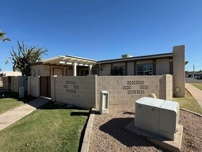 2130 W Camino St in Mesa, AZ - Building Photo - Building Photo