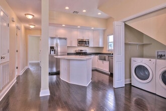 1341 Independence Street in New Orleans, LA - Building Photo - Building Photo