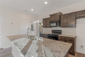 601 W 24th St, Unit 1 in Bryan, TX - Building Photo - Building Photo