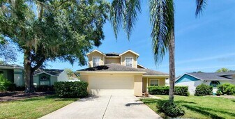 2331 Rothenfeld Ct in Land O Lakes, FL - Building Photo