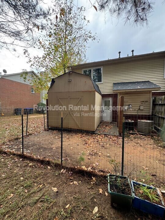 1307 Sweet Pine Dr in Norcross, GA - Building Photo