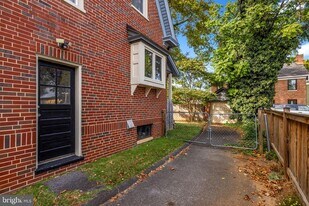 420 W Cork St in Winchester, VA - Building Photo