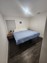 5212 Ina St, Unit Ina St B in Houston, TX - Building Photo