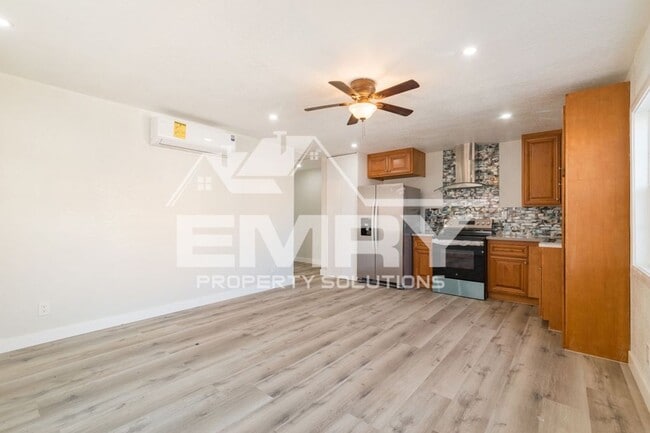 3652 Platt Ave in Lynwood, CA - Building Photo - Building Photo