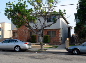 4049 W 139th St in Hawthorne, CA - Building Photo - Building Photo