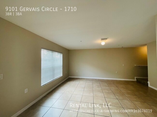 9101 Gervais Cir in Naples, FL - Building Photo - Building Photo