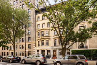 318 W 106th St in New York, NY - Building Photo - Building Photo