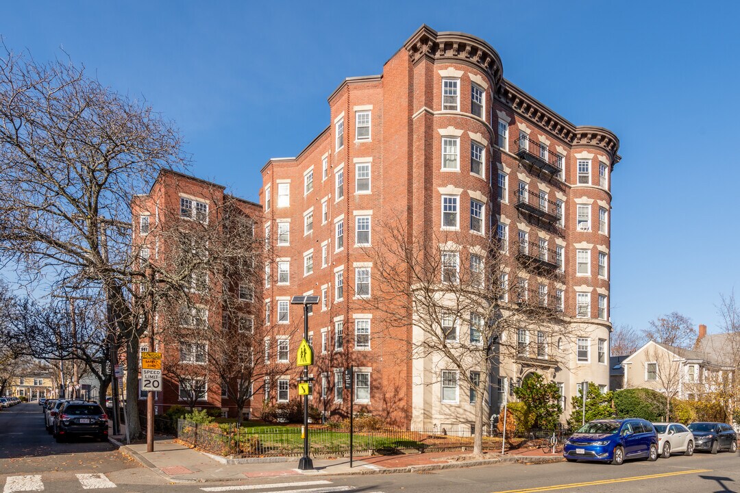 The Kensington in Cambridge, MA - Foto de edificio