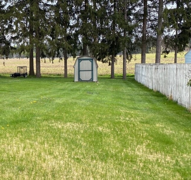 115 Brumbaugh Ave in Chambersburg, PA - Building Photo - Building Photo