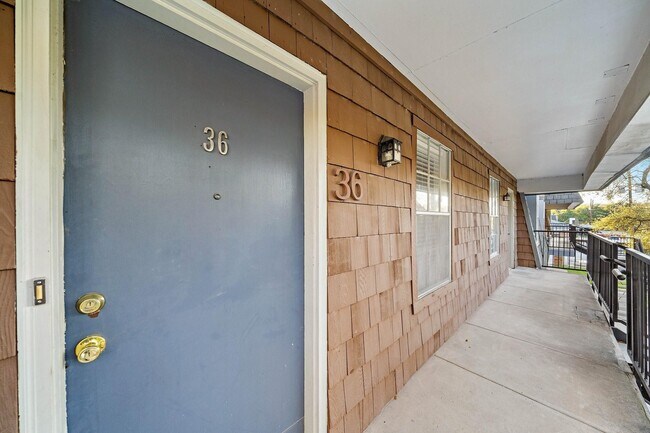 9009 Gaylord Dr in Houston, TX - Building Photo - Building Photo