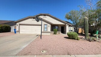 5004 E Dartmouth St in Mesa, AZ - Building Photo