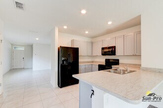 507 Armoyan Wy in New Smyrna Beach, FL - Building Photo - Building Photo