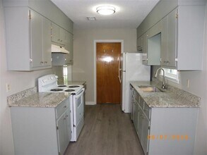 929 N Willowick Dr in Grovetown, GA - Building Photo - Building Photo