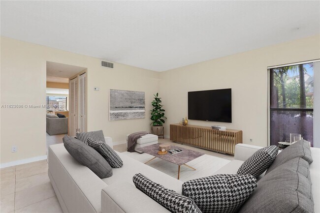 11466 SW 109th Rd in Miami, FL - Building Photo - Building Photo