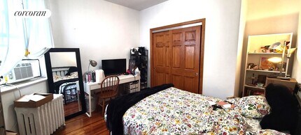 21-06 Newtown Ave in Queens, NY - Building Photo - Building Photo