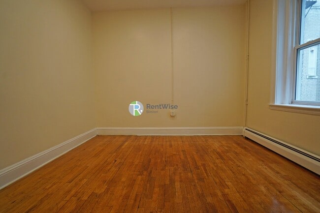 1844 Commonwealth Ave in Boston, MA - Building Photo - Building Photo