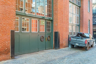 The Castings in Philadelphia, PA - Foto de edificio - Building Photo