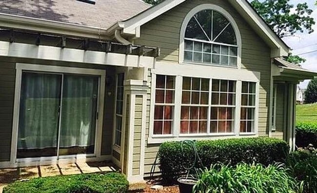 129 Cherry Hill Dr in Hendersonville, TN - Building Photo - Building Photo