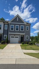 3315 Oak Pass Dr in Raleigh, NC - Foto de edificio - Building Photo