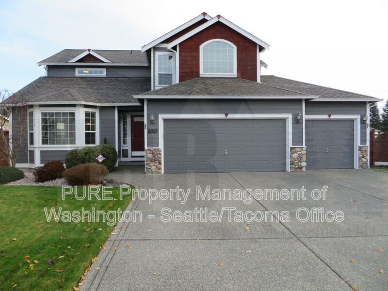 21212 82nd St E in Bonney Lake, WA - Building Photo