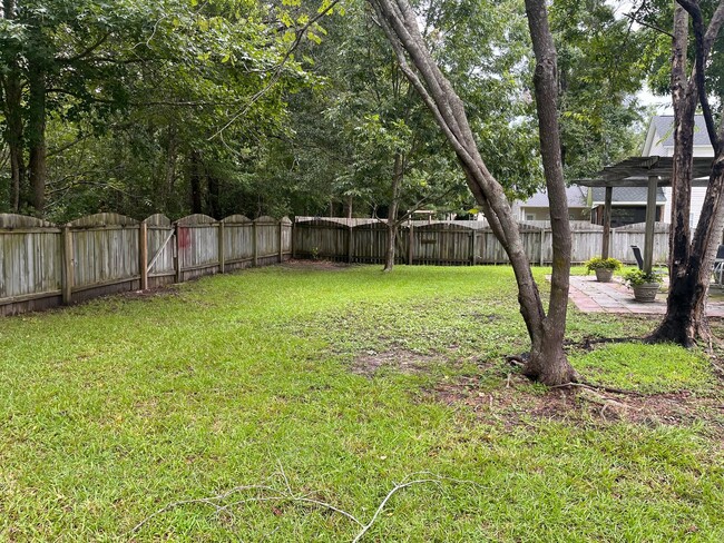 8619 Orchard Loop Rd in Leland, NC - Foto de edificio - Building Photo