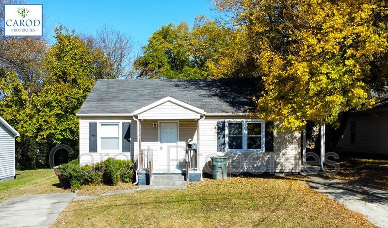 847 Broad Ave in Greensboro, NC - Building Photo