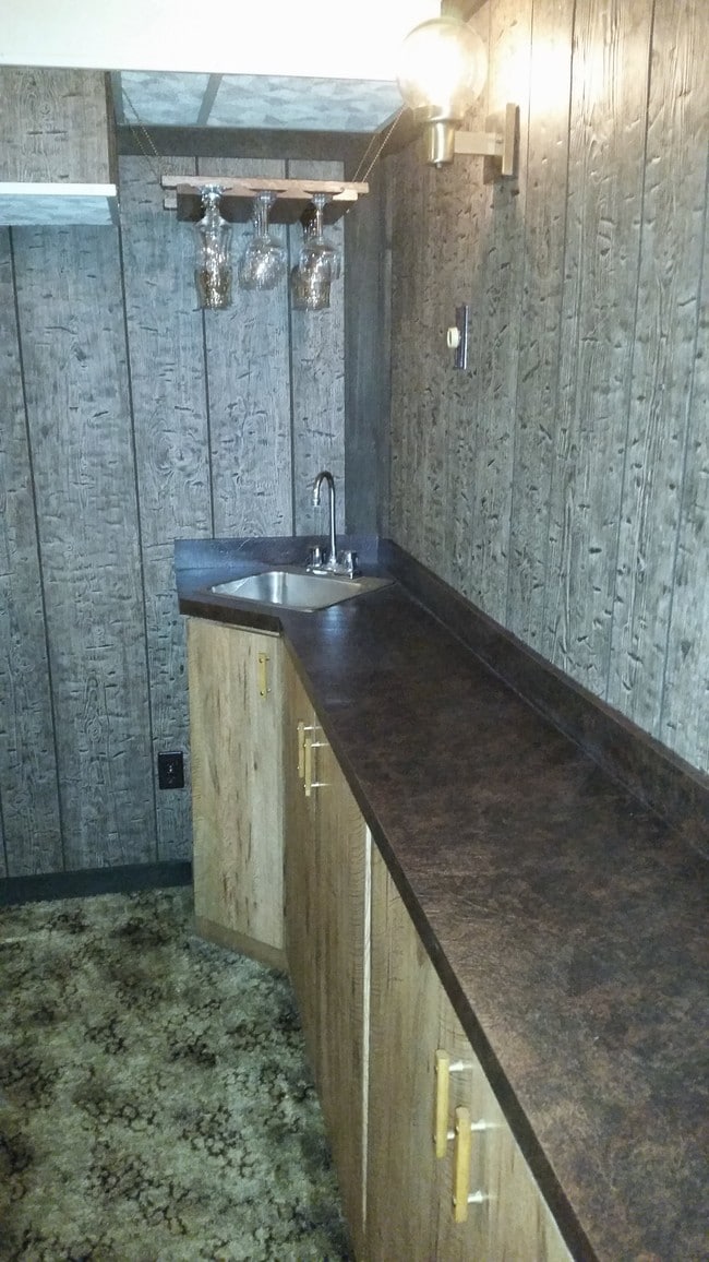 10417 Hobkirk Dr in St. Louis, MO - Building Photo - Building Photo