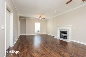 221 Shoemaker Ct in Nashville, TN - Building Photo - Building Photo