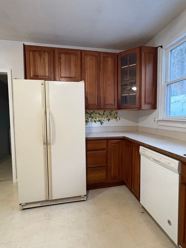 173 Leesville Rd in East Haddam, CT - Building Photo - Building Photo