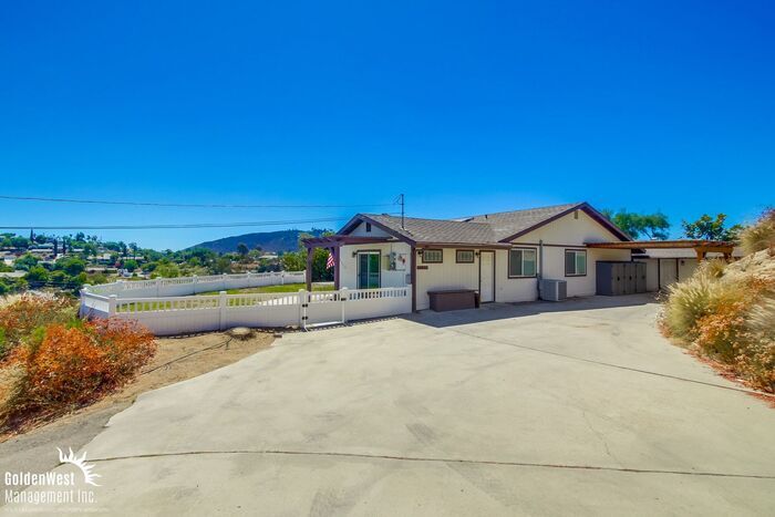 12232 Higgins Terrace in Lakeside, CA - Building Photo