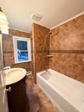 159 Grant Ave in Totowa, NJ - Foto de edificio - Building Photo