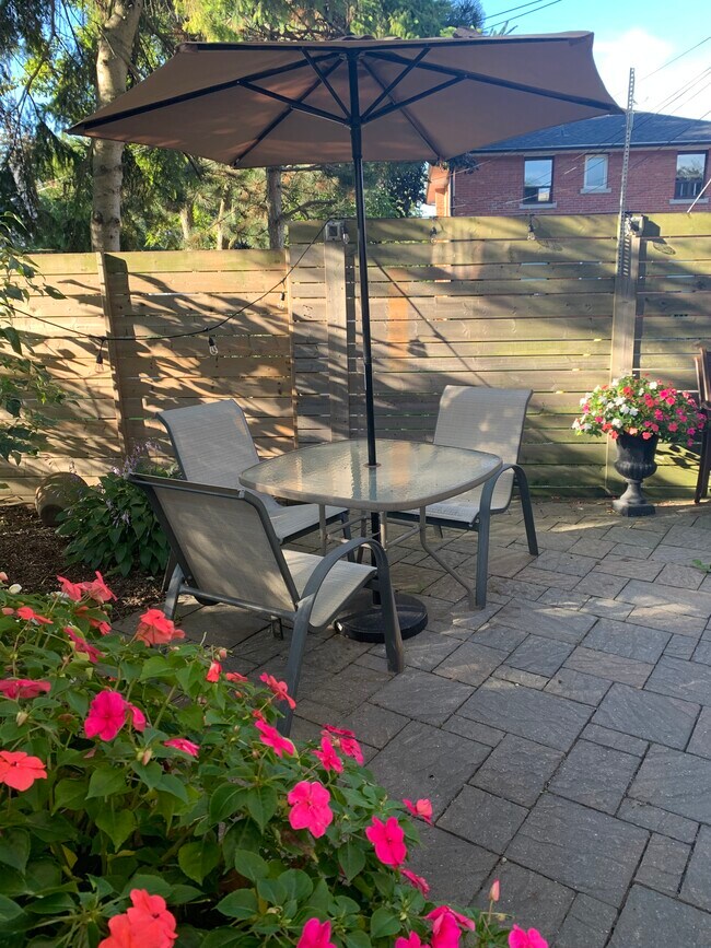 4 Fortieth St in Toronto, ON - Building Photo - Building Photo