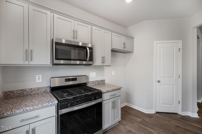 351 David Hl Dr in Sanford, NC - Building Photo - Building Photo