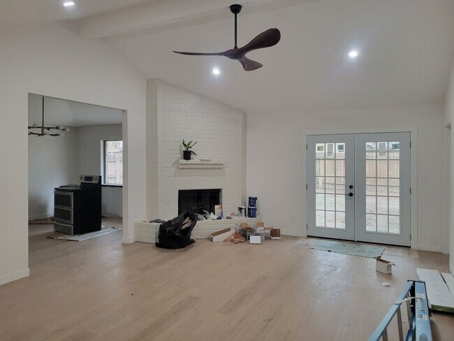 12018 Woolford Dr in Houston, TX - Building Photo - Building Photo