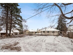 1132 40th Ave NE in Minneapolis, MN - Building Photo - Building Photo