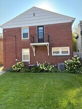 4306 N Stowell Ave in Shorewood, WI - Building Photo - Building Photo