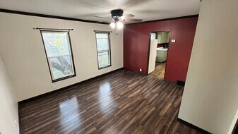 705 E 6th St in Duluth, MN - Building Photo