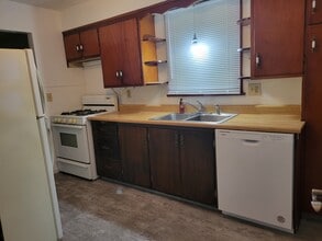 1111 N Jefferson St in New Castle, PA - Building Photo - Building Photo