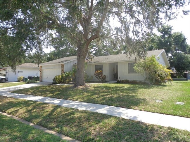2475 Wood Oak Dr in Sarasota, FL - Building Photo - Building Photo