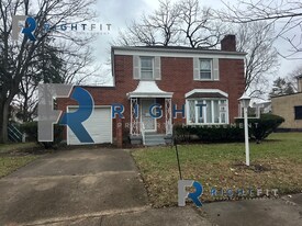 1430 Amberly Dr in Dayton, OH - Building Photo